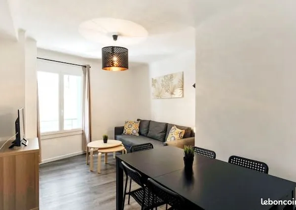 Appartement T5 meublé 4 chambres - Saint Charles