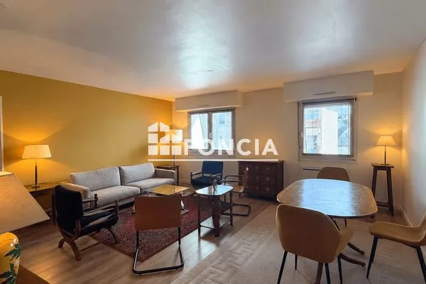 Appartement 3 pièces 81 m²