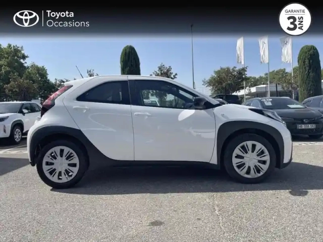 Toyota Aygo X 1.0 vvt-i 72ch dynamic my24 — photo 8