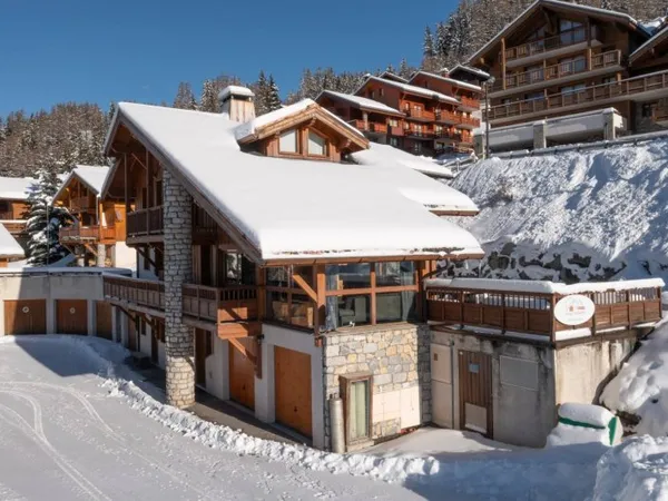 Maison 2 pièces 178 m²