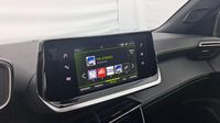 Peugeot 2008 1.2 PureTech 130ch S&S GT EAT8 — photo 13