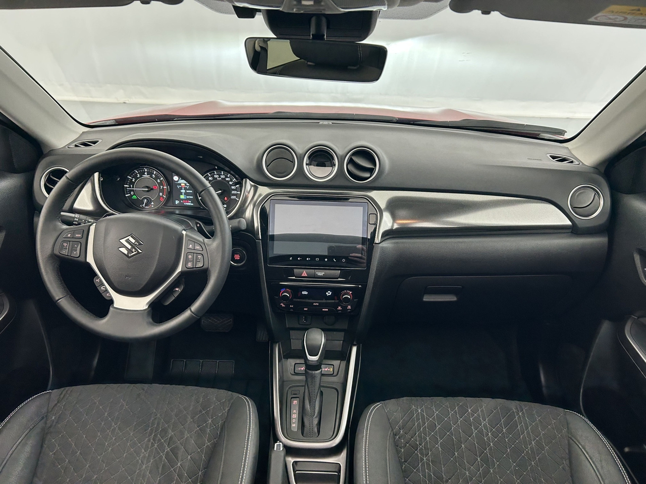 Suzuki Vitara — photo 30