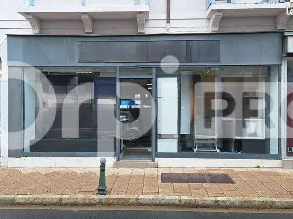 Local commercial 60 m²