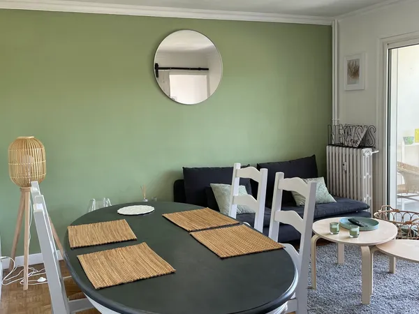 T3 meublé 56m² - Balcon & ascenseur - Idéal couple ou coloc