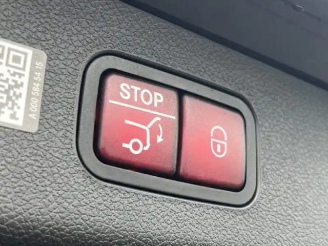 Mercedes Classe E break 220 d amg line — photo 21