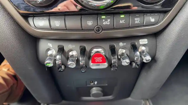 Mini Mini countryman 136 ch bva7 — photo 17