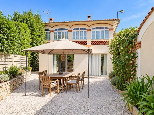 Charmante maison de ville Juan-les-Pins centre / La Colle Badine