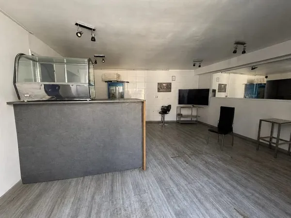 Local commercial 45m² - SAINTE MARGUERITE