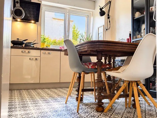 Longeville-lès-Metz - Spacieux appartement 103 m² avec jardin, balcon, garage et cave