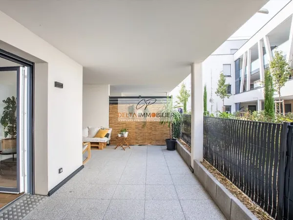 Appartement T2 avec grande terrasse SAINT LOUIS