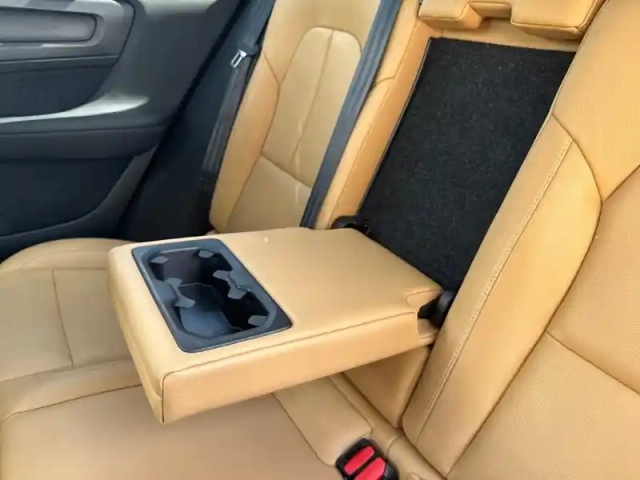 Volvo Xc40 t4 190 ch geartronic 8 — photo 20