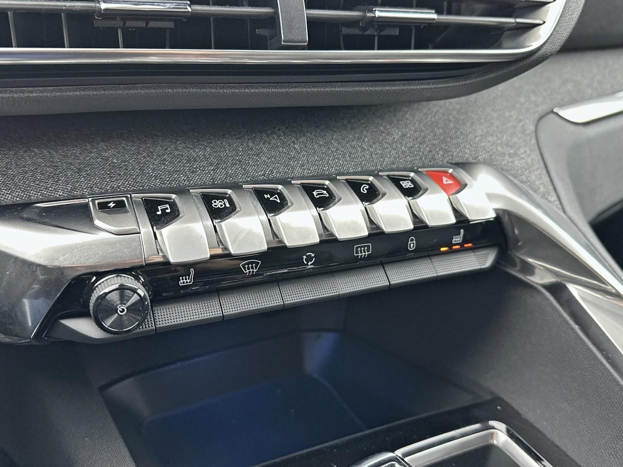 Peugeot 3008 hybrid 225 e-eat8 allure pack — photo 27