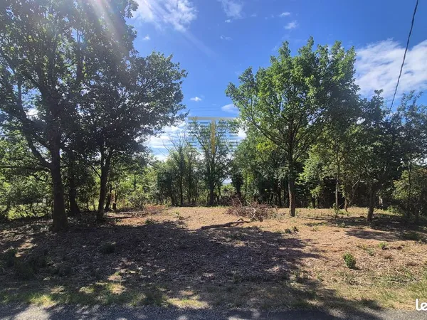 Terrain 1700 m² Layrac