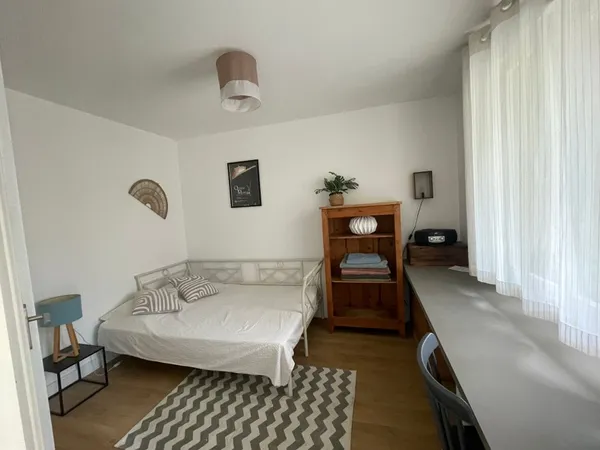 Chambre de 12m2 à louer sur Saint-Nazaire
