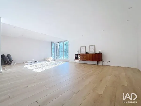 Local commercial 134 m²