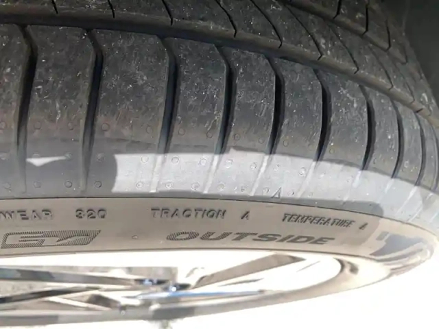 Hyundai Kona electrique 65 kwh - 217 ch — photo 32
