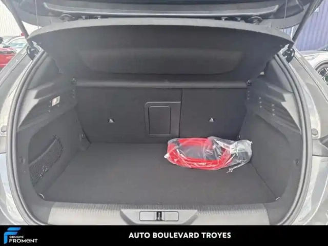 Peugeot 308 e- 156ch batterie 54 kwh gt — photo 6