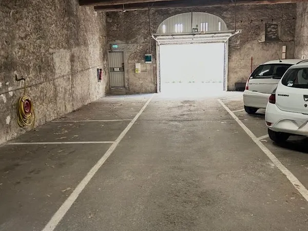 Stationnement Location Sigean   70€