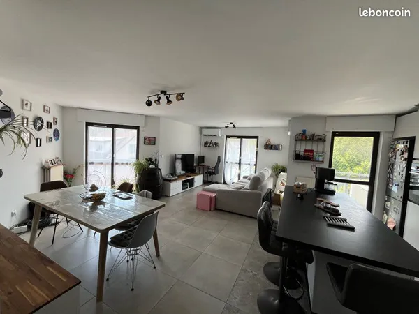Appartement T4 de 83m2 rénové en 2022