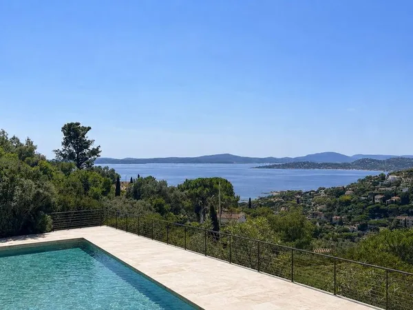 Villa 7 pièces 260 m²