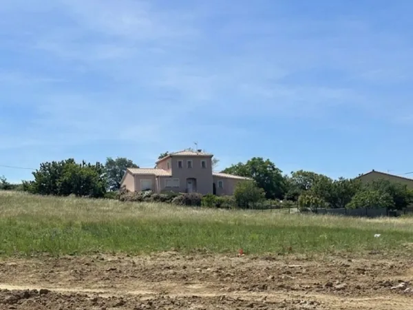 Terrain 505 m²
