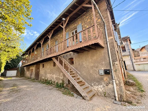 Immeuble de rapport 100 m²