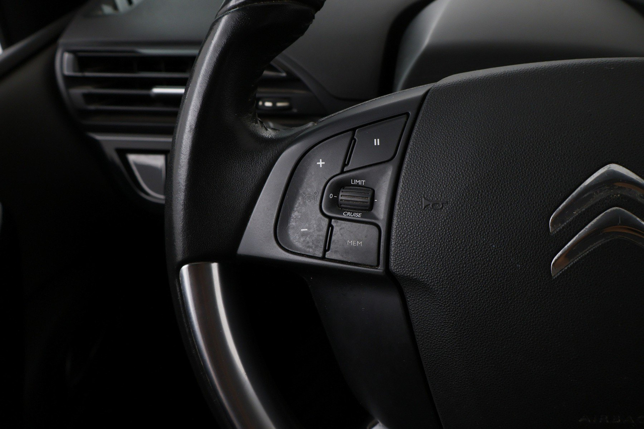Citroën C4 Spacetourer — photo 20