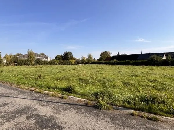 Terrain 1 024 m² Emanville