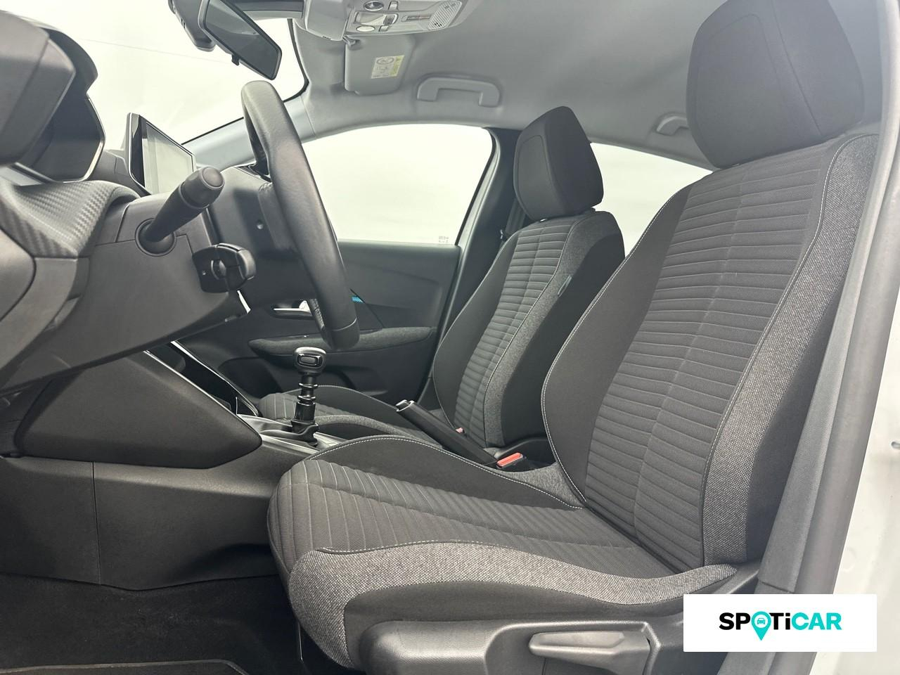 Peugeot 208 1.2 puretech 100ch s&s style 118g — photo 9
