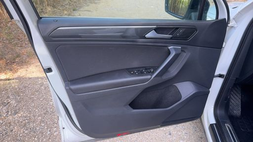 Volkswagen Tiguan 2.0 TDI 150 DSG7 - Black R Line – 2019 – 141284 km – Diesel – Boîte Automatique — photo 51