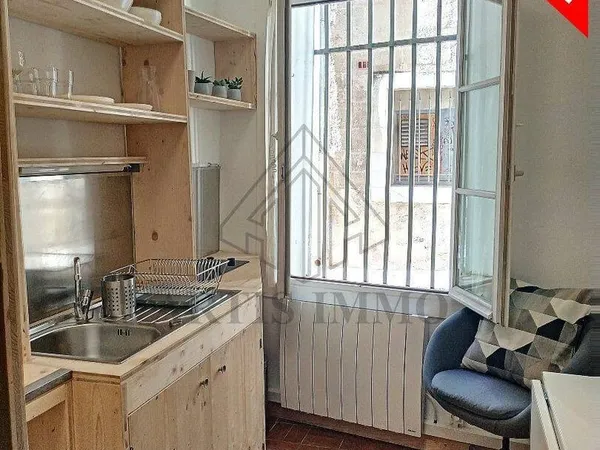 Appartement 1 pièce 9 m²