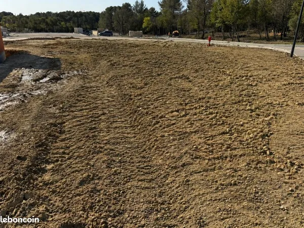 Terrain 243 m² Assas