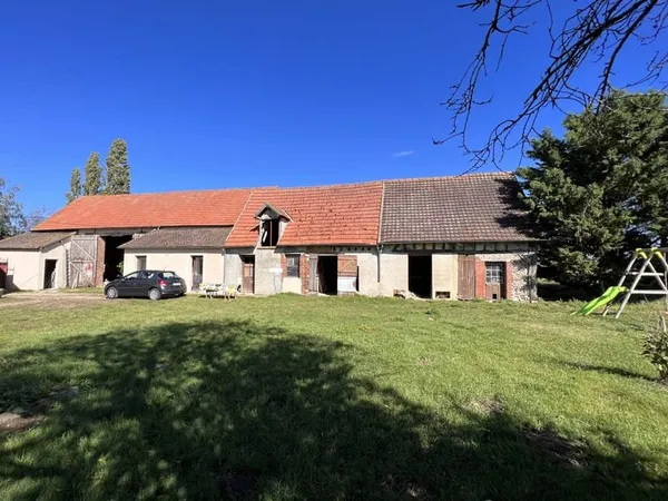 DEPT YVELINES (78) HOUDAN + A VENDRE GRANGE ET DEPENDANCE (2