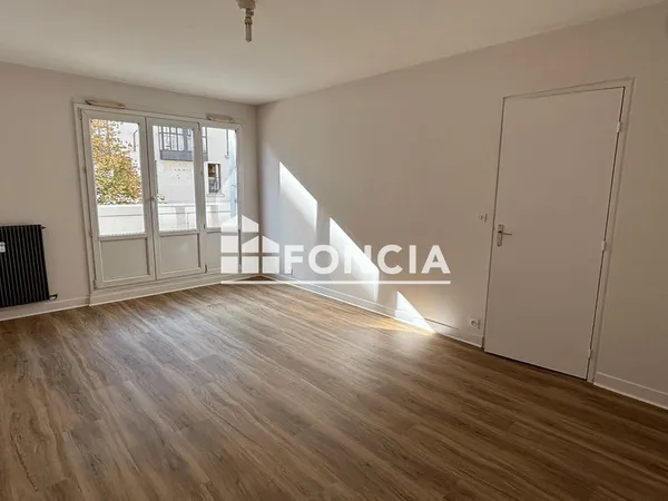 Appartement Location Tours 2p 47m² 710€