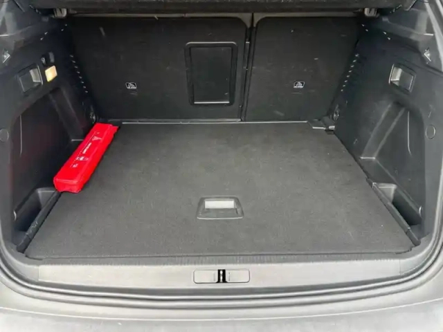 Peugeot 3008 puretech 130ch s&amp;s eat8 — photo 9