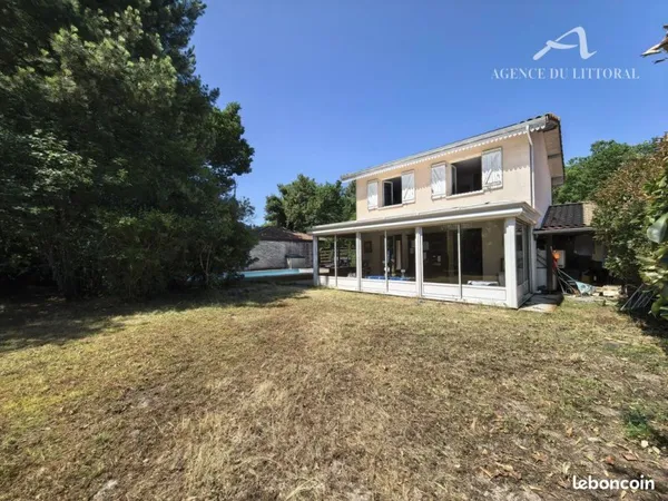 Propriété 4 pièces 130 m²