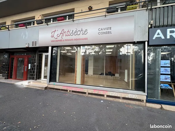 Local 56m2 Bd chave