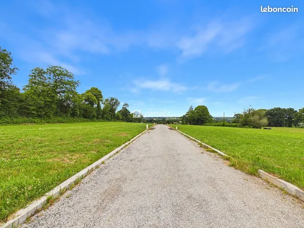 Terrain 659 m² SAINT THOIS