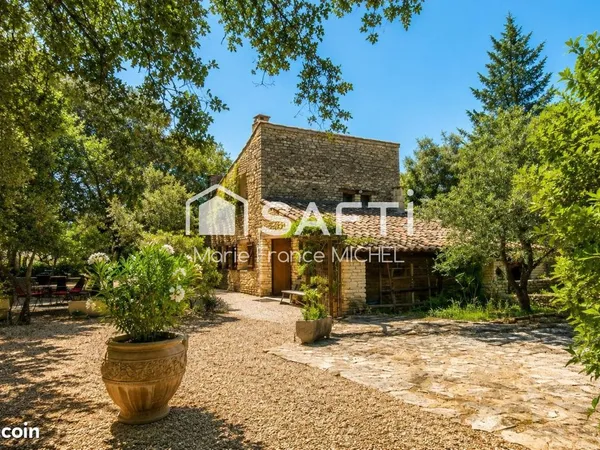 Mazet 3 pièces 50 m²