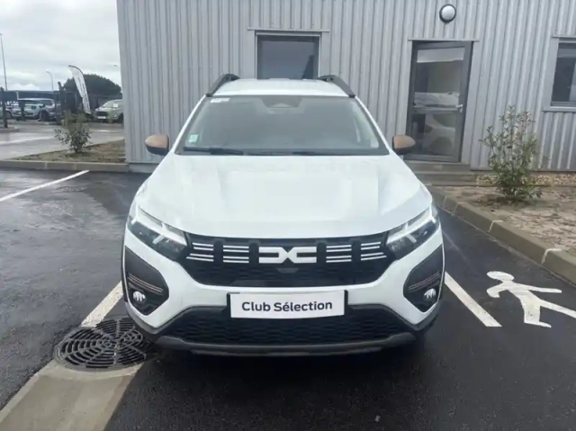 Dacia Jogger 1.0 tce 110ch extreme 7 places -24 — photo 23