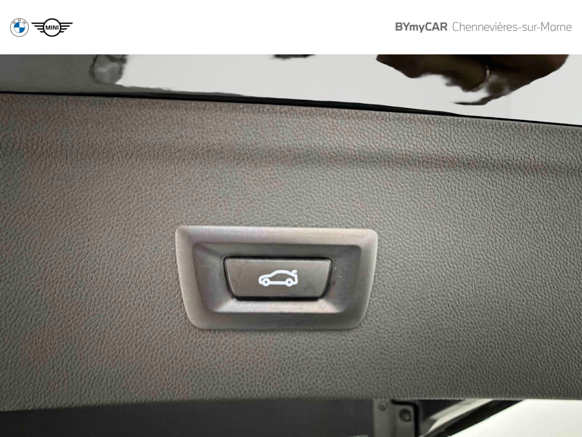BMW iX xDrive40 326ch — photo 18