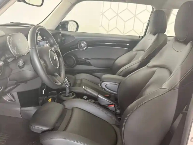 Mini Mini hatch 3 portes cooper 136 ch dkg7 — photo 7