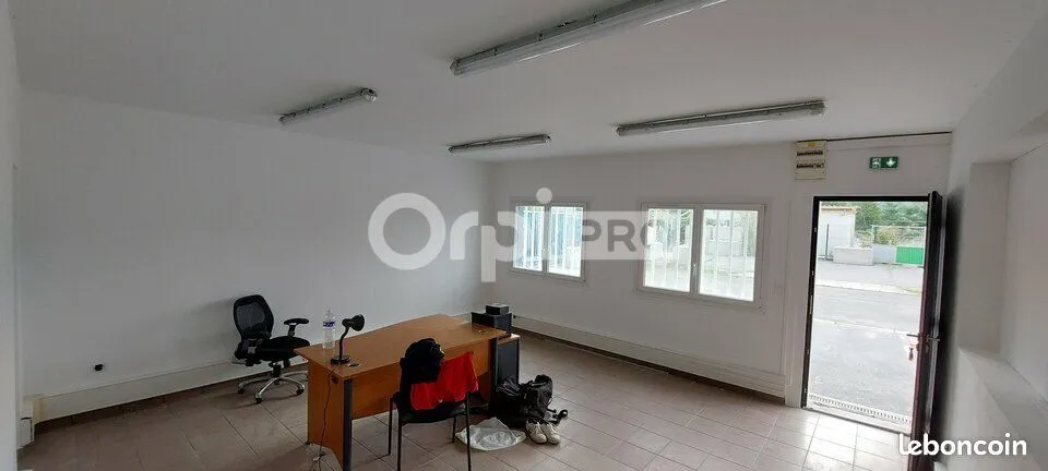 Photo 3