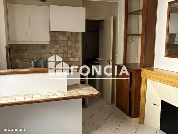 Appartement meublé 15.15m² à louer 438 - FONTAINEBLEAU 77300