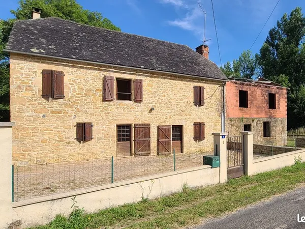 Propriété 6 pièces 137 m²