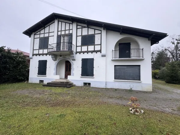 Vends maison authentique basque de caractère