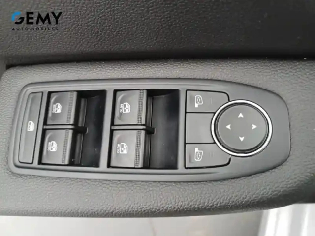 Renault Clio blue dci 100 — photo 16