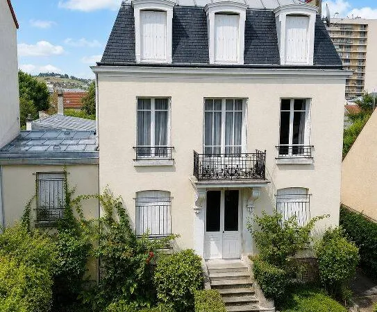 Maison 8 pièces 350 m²