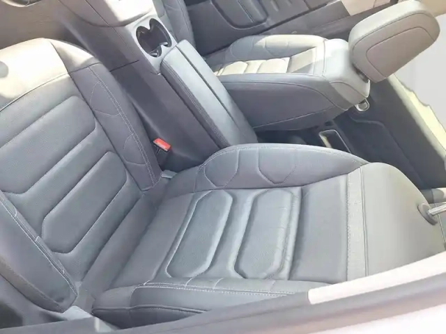Citroën C5 Aircross hybrid 225ch shine pack e-eat8 — photo 12