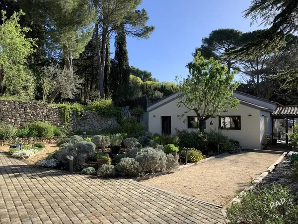 Maison 6 pièces 161 m²